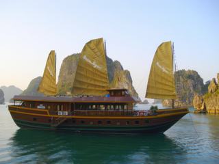 La Baie d'Ha-Long sous toutes les coutures
