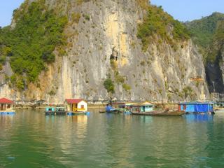 Village flottant de pêcheur
