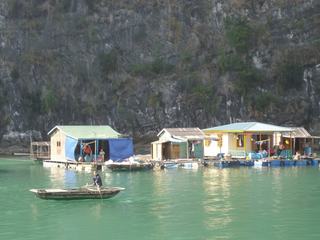 Village flottant de pêcheur