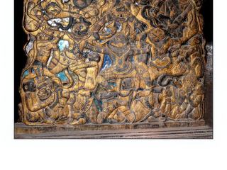 Détail de décoration de l'autel dédié à Bouddha.