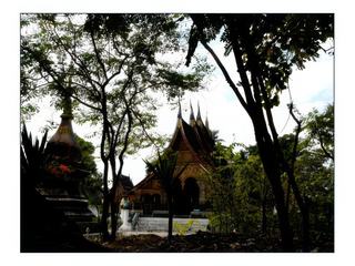 Un dernier regard sur le Vat Xieng Thong.