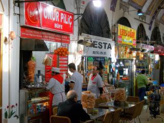 Restaurant dans le grand Bazar