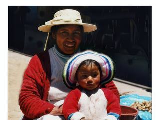 Les péruviens que nous avons rencontré étaient extrêmement gentils. Cette maman voulait que je prenne son enfant dans les bras pour une photo, ce que j'ai fait.