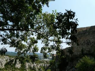 Beau panorama en redescendant de la forteresse!