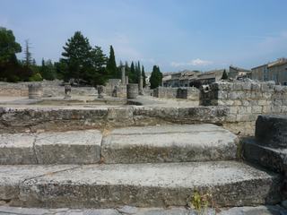 La Maison à l'Apollon Lauré.
