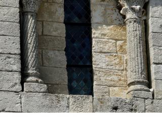 Détail des colonnes de l'église de la Sainte Trinité.
