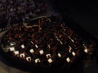 Les musiciens de l'orchestre philharmonique de Radio-France sont en place...