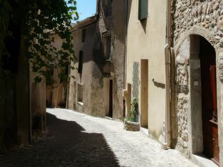 Près de la rue du Tripot, la Grand'Rue.