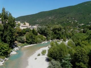 Baignade dans l'Eygues.