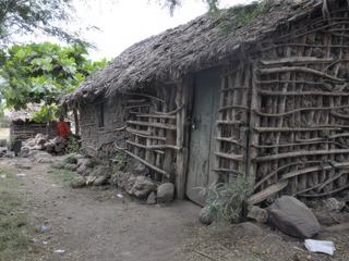 Au village au Mto-Wa-Mbu, une maison !!!