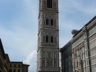 Giotto dirigera le chantier du campanile de 1334 à 1337, année de sa mort.