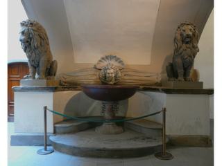 Fontaine dans la 2ème cour du Palazzo Vecchio.