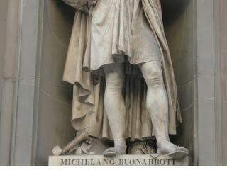 Michel-Ange (1475-1564) peintre, sculpteur, poète et architecte. Le jeune Michel-Ange avait une chambre au palais.