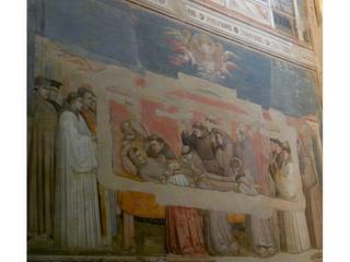 Dans la chapelle Bardi Giotto a peint l'histoire de la vie de Saint François (1320-1325). Sur cette photo fresque représentant la mort de Saint François.