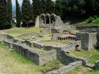 Les thermes.
