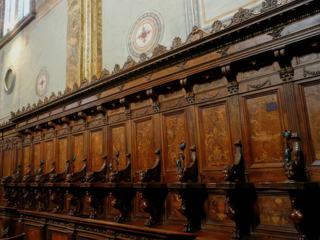 Les belles stalles en bois datent du XVIe. siècle