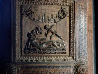 Détail de la porte de la chapelle des moines.