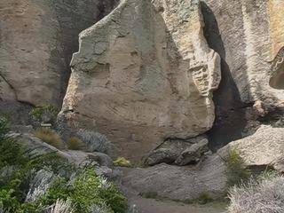 Les premières peintures rupestres découvertes, par l'explorateur Moreno (celui qui a donné son nom au glacier), dans la province ont été en partie recréées pour être mieux appréciées.