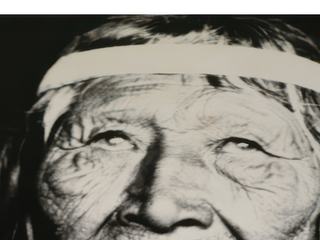 Beau visage indien Tehuelche marqué par le temps.