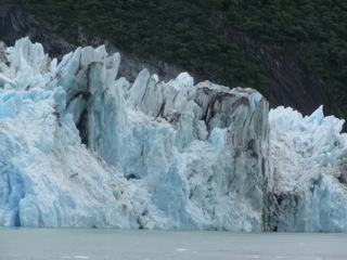 Navigation entre glaciers et icebergs – Argentine