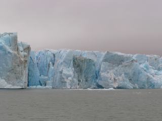Nous laissons à regret le glacier Upsala.
