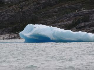 Nous navigeons une dernière fois vers le Perito Moreno.