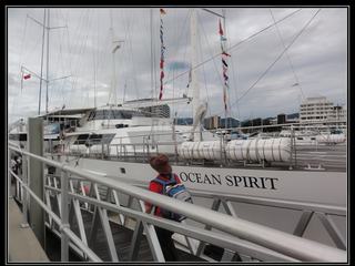 La Grande Barrière de Corail - Lili, notre guide nous emmène à notre catamaran