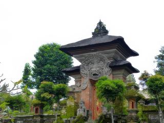 Pura Samuan Tiga