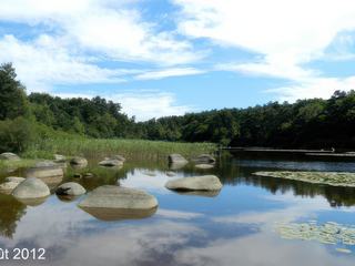 Le lac des Merles – France