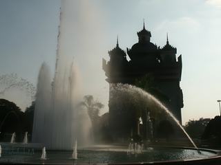 Vientiane ''Ville du Santal'' – Laos