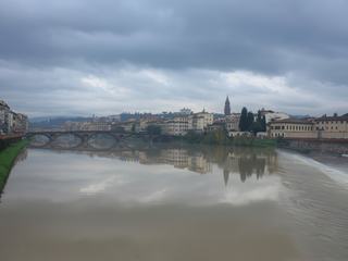 Florence : en longeant l'Arno (JBonamour)