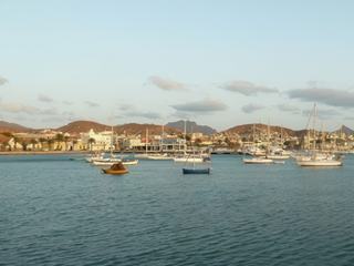 Le départ de Sao Vicente, vers Santo Antao, depuis le port de Mindelo