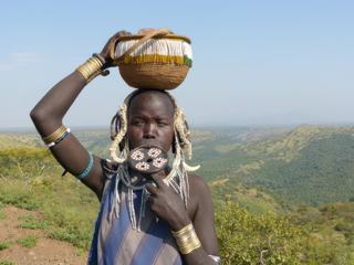 Femme Mursi
