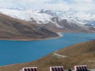 La vue, depuis le col de Kamba-La, est tout simplement sublime!