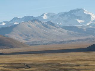 Le mont Cho-oyu (8 201 m).