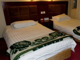 Notre chambre sans chauffage, glissons-nous sous la couette...