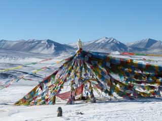 Le lendemain matin nous franchissons une dernière fois le col de Gyalstock-La à 5 248 m.