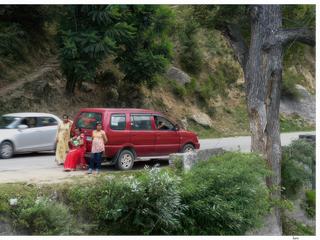 Une famille indienne en vacances.