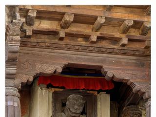 Entrons...