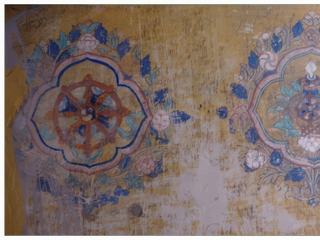 Peintures originales représentant deux des huit signes auspicieux du bouddhisme tibétain.
