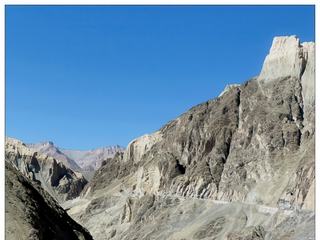 Nous reprenons la route mythique, celle de Manali/Leh/Srinagar.