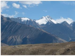 Vue sur quelques sommets en repartant sur Leh.