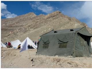 Des campements sont installés pour l’occasion dans la vallée de l’Indus pour les pèlerins.