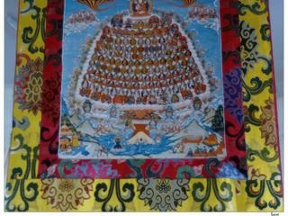 Dans la salle, de beaux thangkas comme celui-ci.