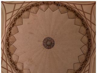 Détails du plafond à l'intérieur de la chambre sépulcrale.