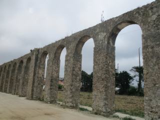 Óbidos: l'aqueduc.