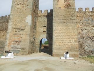 Mourão: entrée du chateau.