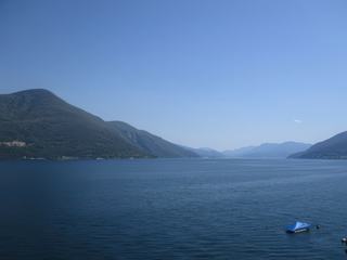 Le lac Majeur, rive est, pas loin de Luino.