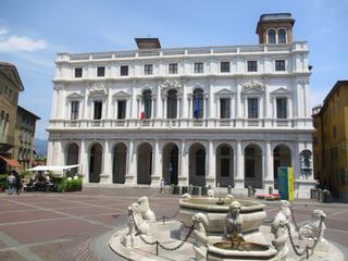 Bergame: Piazza Vecchia.