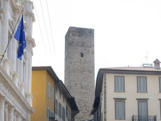 Bergame: Torre del Gombito.